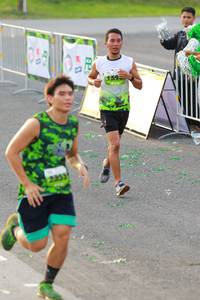 BIB: 1594
                            <button type="button" onclick="openModal(3531740)" class="btn btn-primary btn-sm float-right btn-popup" data-toggle="modal" data-target=".modal-high-quality">
                        <i class="fas fa-shopping-cart"></i> Add to Cart
                    </button>
                                            <button type="button" onclick="isThisMe(3531740, true)" class="btn btn-success btn-sm float-right btn-popup btn-isme hidden" data-toggle="tooltip" data-placement="bottom" title="นี่คือรูปของคุณใช่ไหม คลิกที่นี่เพื่อเอาเข้าอัลบั้ม">
                        <i class="fas fa-plus"></i> Add to album
                    </button>
                    <button type="button" onclick="isThisMe(3531740, false)" class="btn btn-warning btn-sm float-right btn-popup btn-isnotme hidden">
                        <i class="fas fa-ban"></i> Remove from album
                    </button>